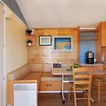 Cabana Gardenhouse