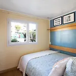 Cabana Gardenhouse