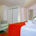 Luzbay Pool Apartments