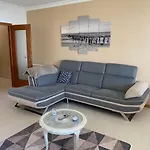 Superbe Appartement Proche De La Plage