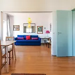 Paço de Arcos Apartment