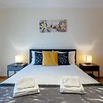 Baleal Poolside Apartment Peniche