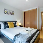 Baleal Poolside Apartment Peniche