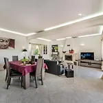 Villa Cadre