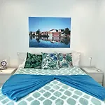 Nutmeg - 50Mtrs To Beach - By Hd Properties