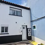 Sea House - Santa Clara