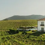 Casa Das Pipas / Quinta Do Portal