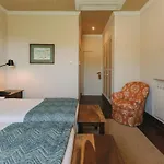 Casa Das Pipas / Quinta Do Portal