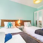 New Beach Flat With Top View - 3 Min To Sea In Luz