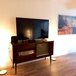 white pearl apartment central confy spacious