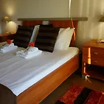 Amazing Lodge By The Ocean - Fully Equipped!
