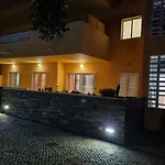 Marinho - 2 Bedroom 2 Bathroom Ground Floor Apartment With Communal Pool And Gardens