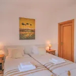 Top-Floor 2 Bedroom Holiday Home With Sea View And Pool