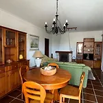 Azenhas Apartment