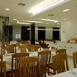 Hotel Genesis