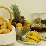 Hotel Genesis
