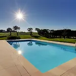 Bom Sucesso Resort
