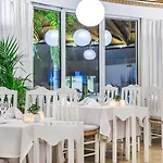 Encosta Do Lago Resort Club