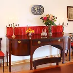 Casa De Vilarinho De S. Romão