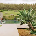 Santa Barbara Eco-Beach Resort