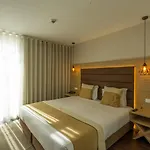 The One Grand Hotel Da Povoa - By Mhmb Hospitality