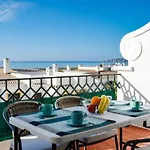 Wow Front Beach View, 150 M To Beach, Wifi