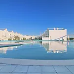 Pool & Tennis Beach House