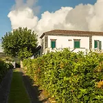 Casa Do Pico Arde