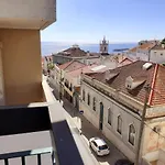 A Casa de Sesimbra com VISTA MAR