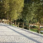 Encosta Dos Tuneis - Turismo E Lazer