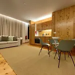 Nature & Sea - Casa Vinhateira East Duplex
