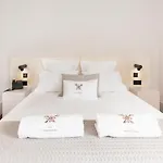 Casa Noronha Lima - Historic Stay