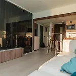 Turquoise Turtle Apartment - With Seaview And A/C