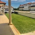 Torrezinha- Moradia Moderna Em Condominio Com Piscina
