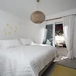 401 Villa Salemar