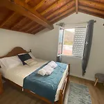 Casa Da Ribeira - Mosteiros