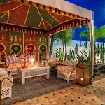 Riad Matias Gale - Luxury Villa With Private Pool, Ac, Free Wifi, 5 Min From The Beach