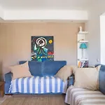 Lisbon Waves Surf Lodge