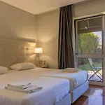Vila Hotel By Vimahotels