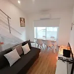 Tomarhousing - Old Town