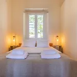 Monte Estoril Train Station - Seaside Apartment