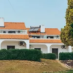 Apartamentos Vale de Carros - By Portugalferias