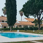 Apartamentos Vale de Carros - By Portugalferias