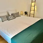 Pleno Beach-Side Apartment Furadouro