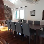 Dutra\'S House