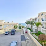 Pola Seaview Apartment By Moje Holiday