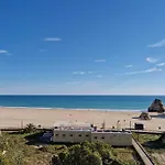 Modern Flat With Sea View And Direct Beach Access