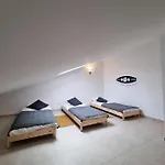 Be Baleal Surfhouse