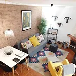 Castelinho Da Azoia - Checkinhome