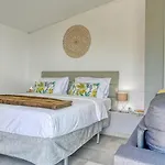 Studio 92, A Home In Madeira
